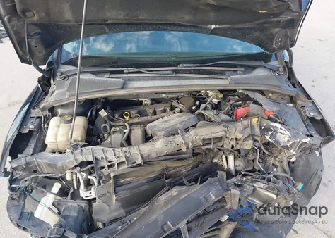 2014 Ford Focus Se from USA, damaged, VIN 1FADP3K2XEL320886